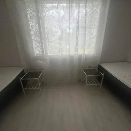 Feriehus Martan Porti Three-bedroom House *